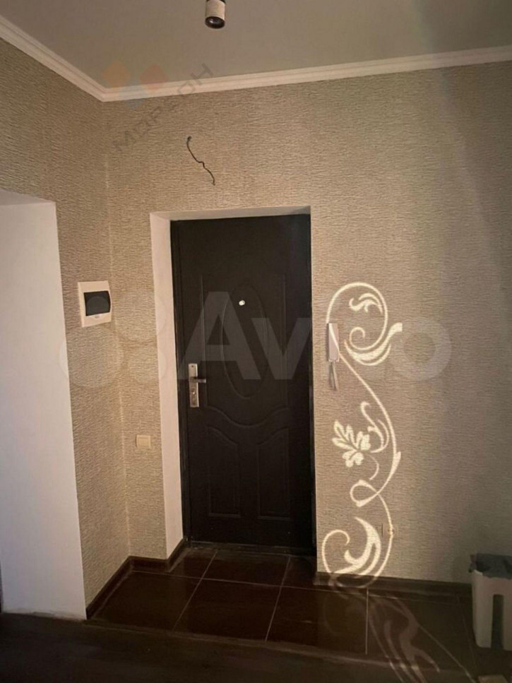 3-комн квартира Апрельская ул, 5
