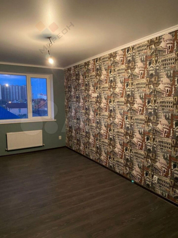 3-комн квартира Апрельская ул, 5