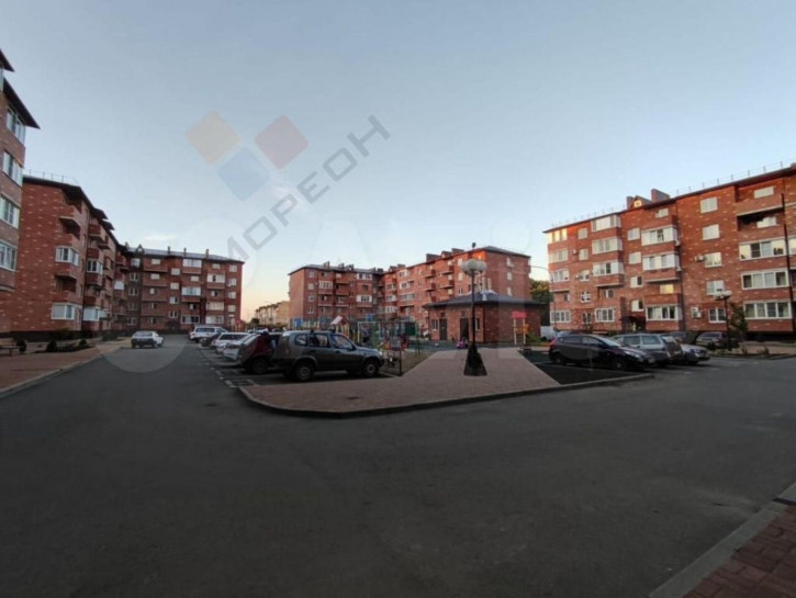 1-комн квартира Бжегокайская ул, 90/5к2