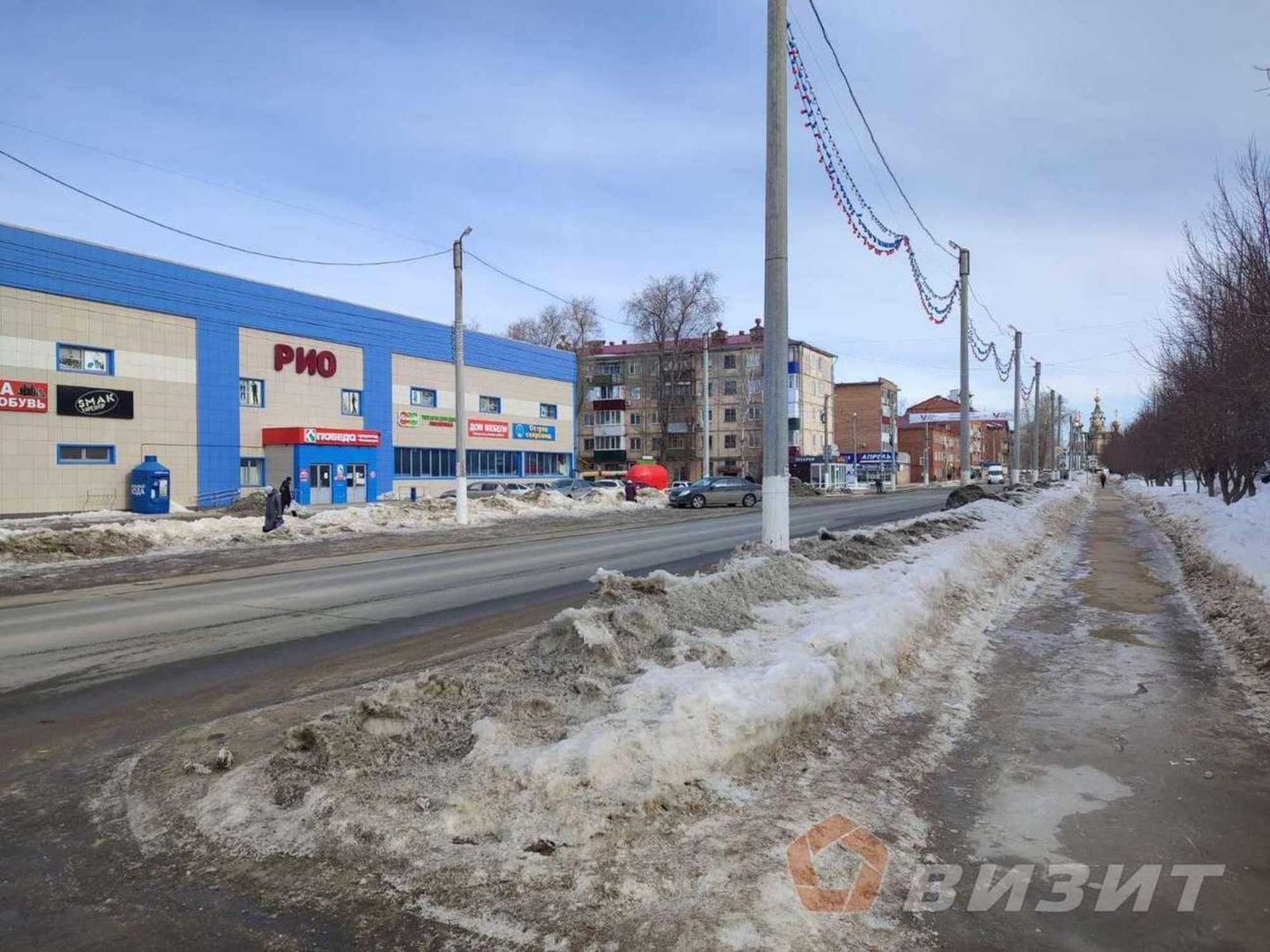 Сдать торговое помещение за 40 000 рублей на Ленина улица, 39