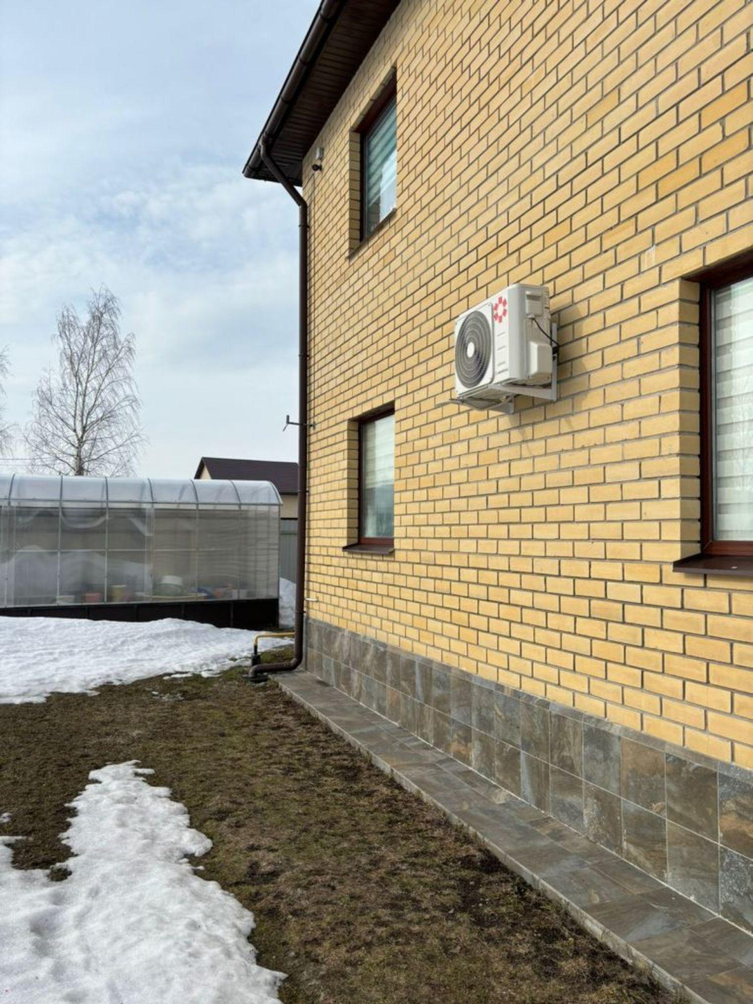 Купить дачу, дом, коттедж за 25 000 000 рублей на Рябиновая ул, 37