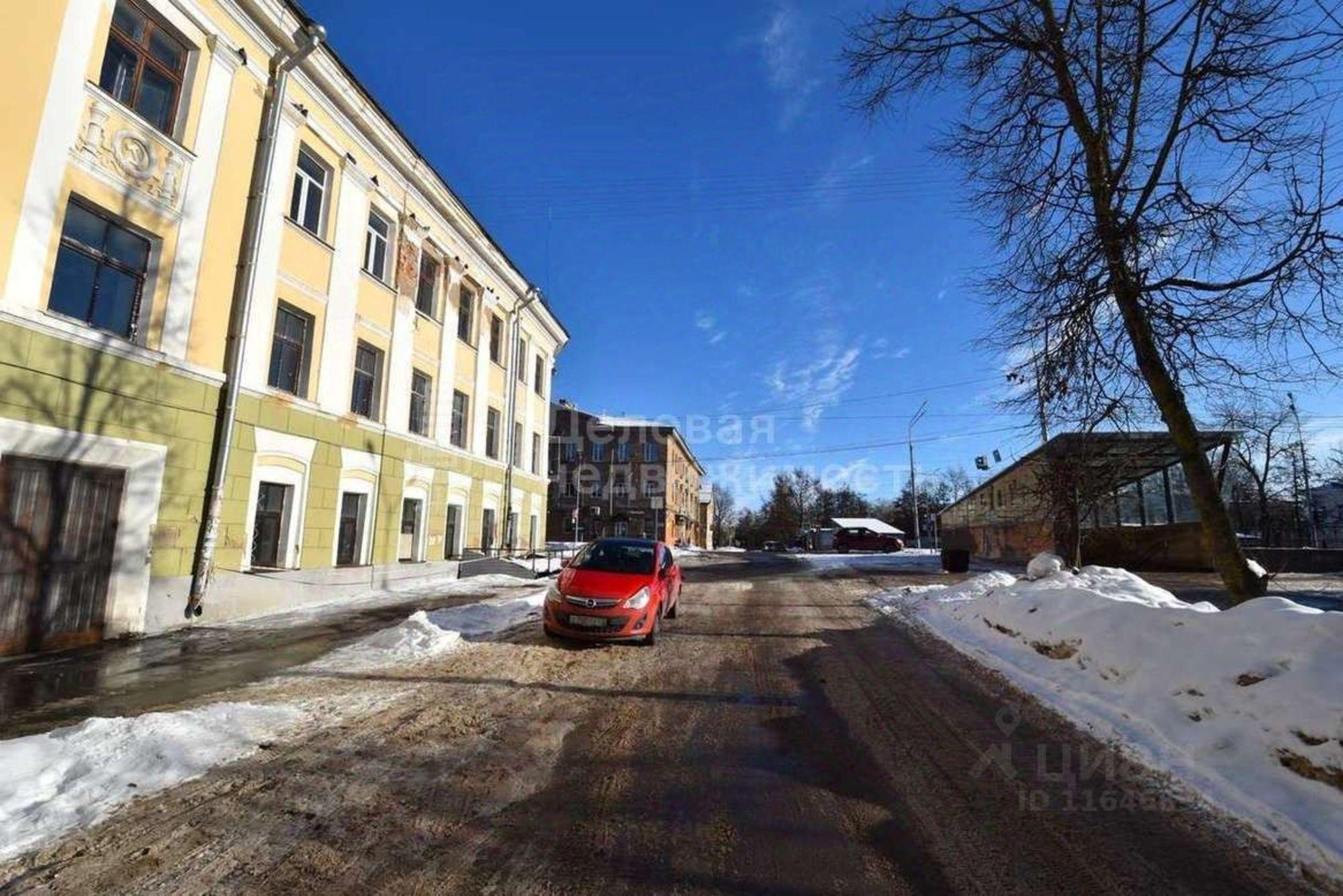 Купить ОСЗ, отдельно стоящее здание за 45 000 400 рублей на Народная улица, 8А