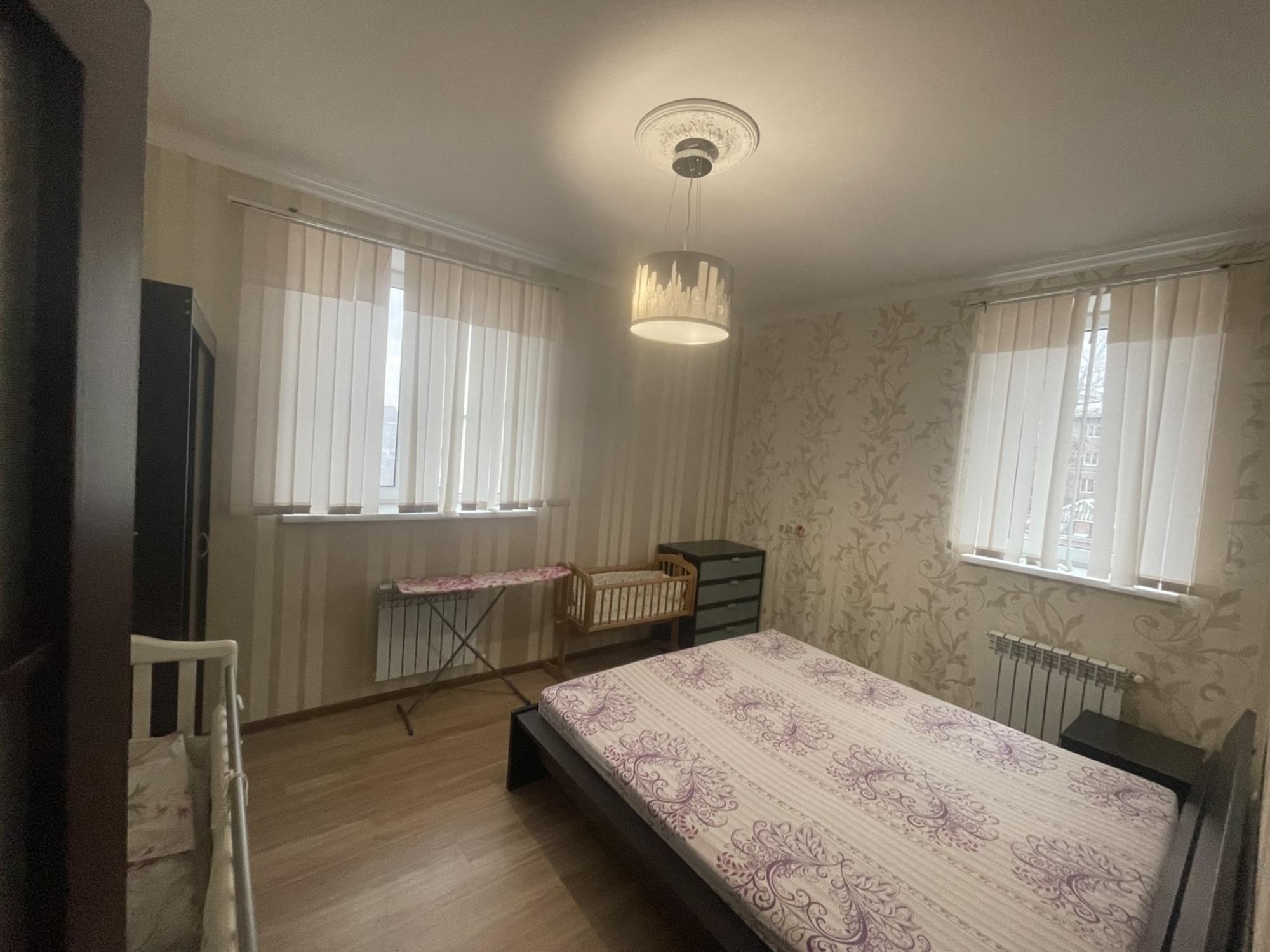 Купить квартиру за 12 000 000 рублей на улица Кати Соловьяновой, 84