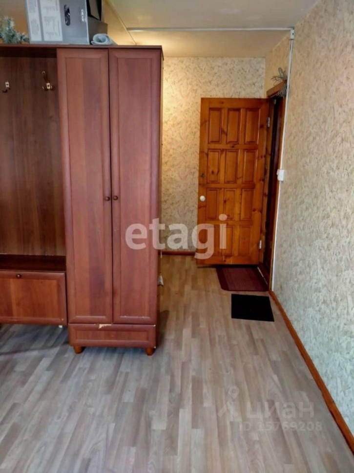 Комната улица Старовского, 17,  д. 17