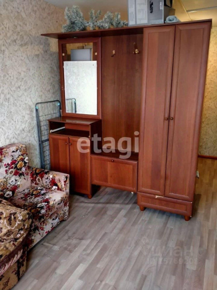 Комната улица Старовского, 17,  д. 17