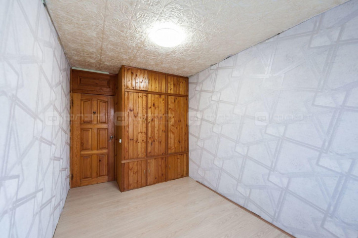 2-комн квартира ул. Б.Красная, дом 222
