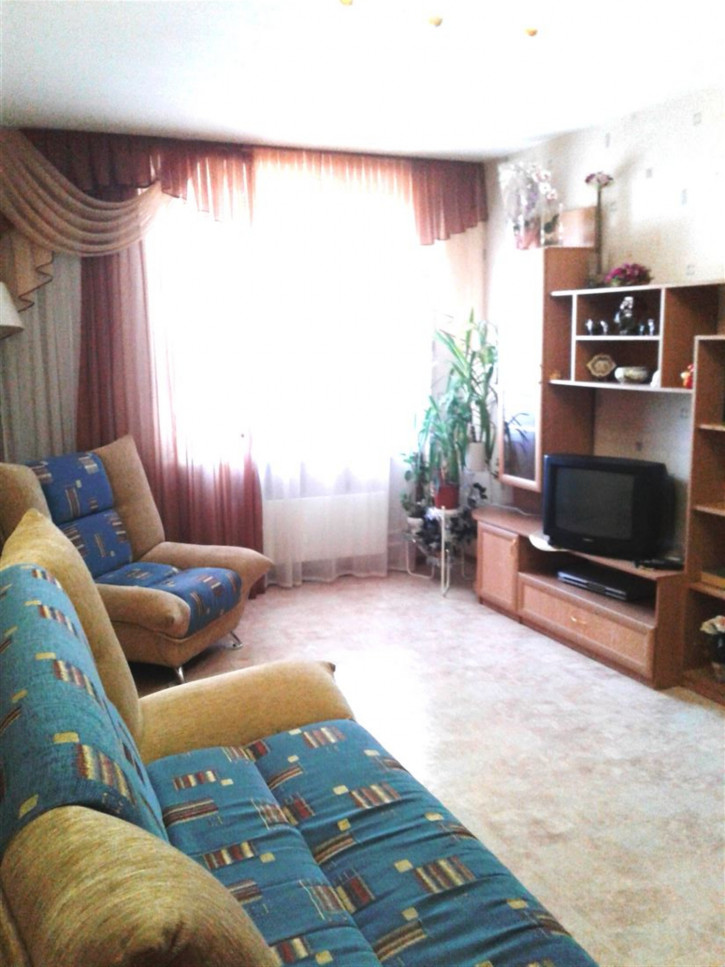 2-комн квартира ул Аделя Кутуя, д. 44