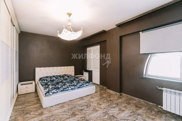 3-комн квартира Галущака улица, д.17