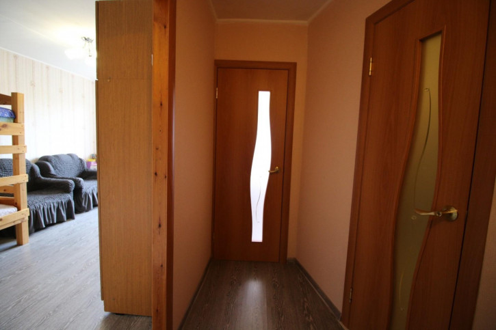 2-комн квартира улица Чехова, 2