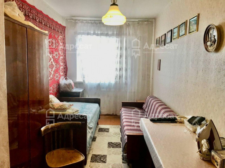 3-комн квартира ул. Зерноградская,  д.10