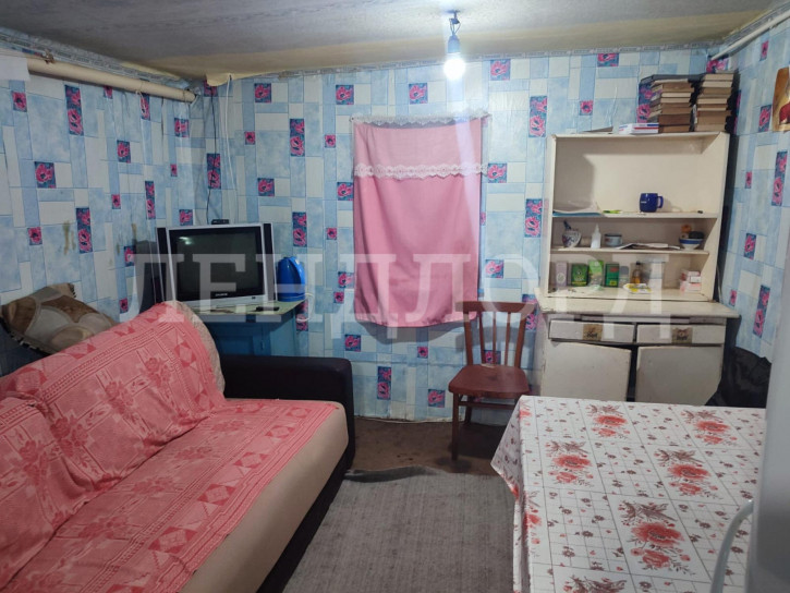 4-комн квартира Молодёжная улица, 18