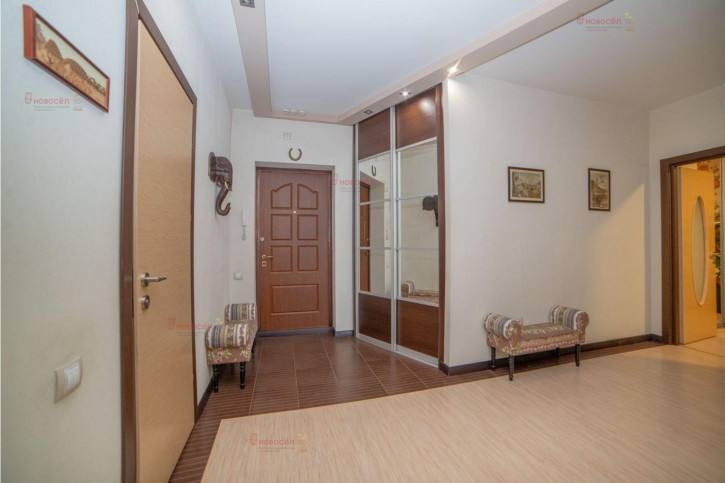 2-комн квартира Радищева 33
