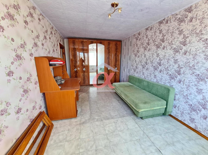 3-комн квартира Строителей бульвар, 44а