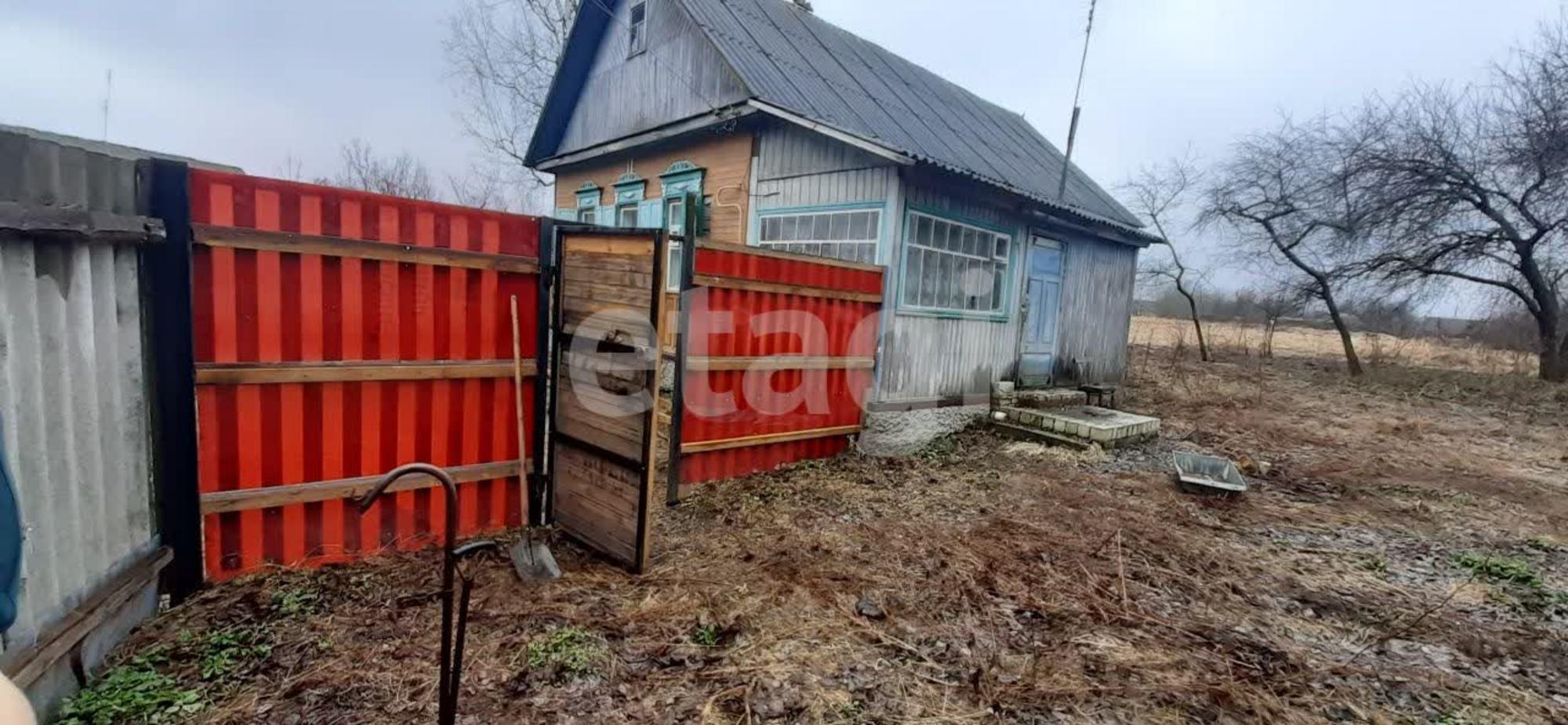 Купить дачу, дом, коттедж за 300 000 рублей на Советская улица