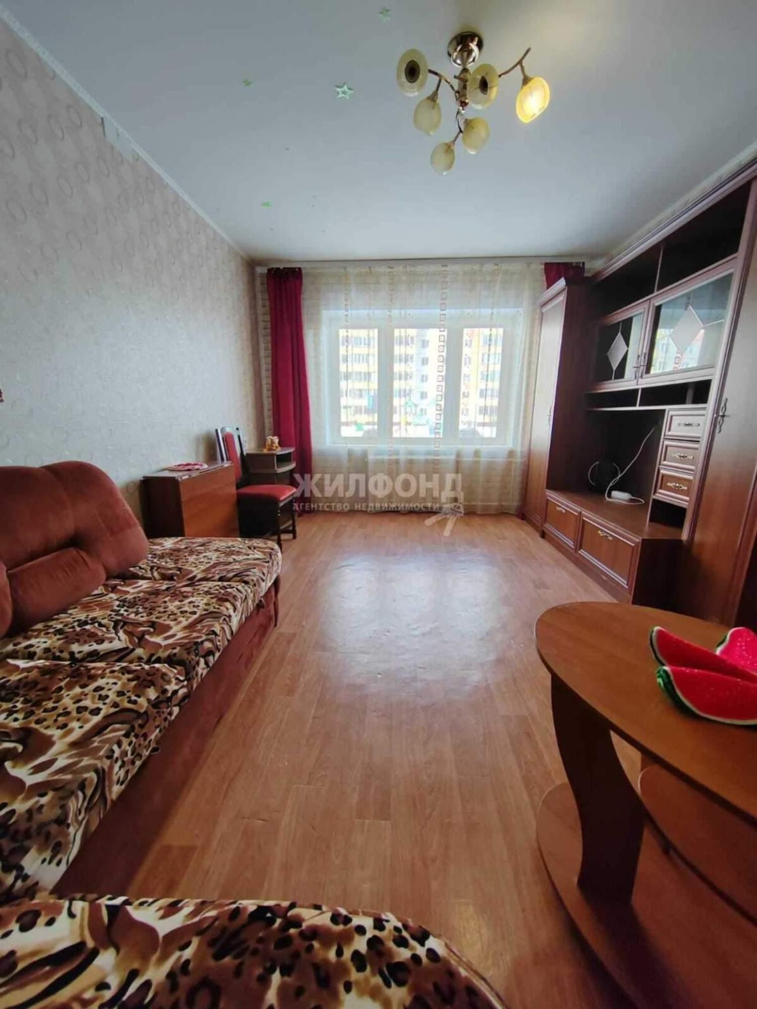 Сдать квартиру за 18 000 рублей на Петухова улица, д.103/3