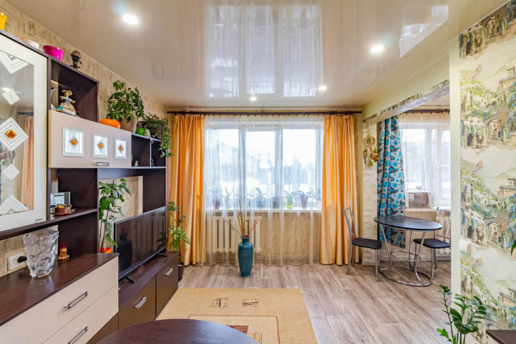 2-комн квартира улица Дзержинского, 41