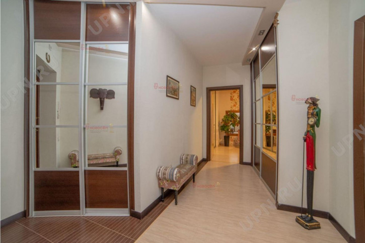 2-комн квартира радищева, 33