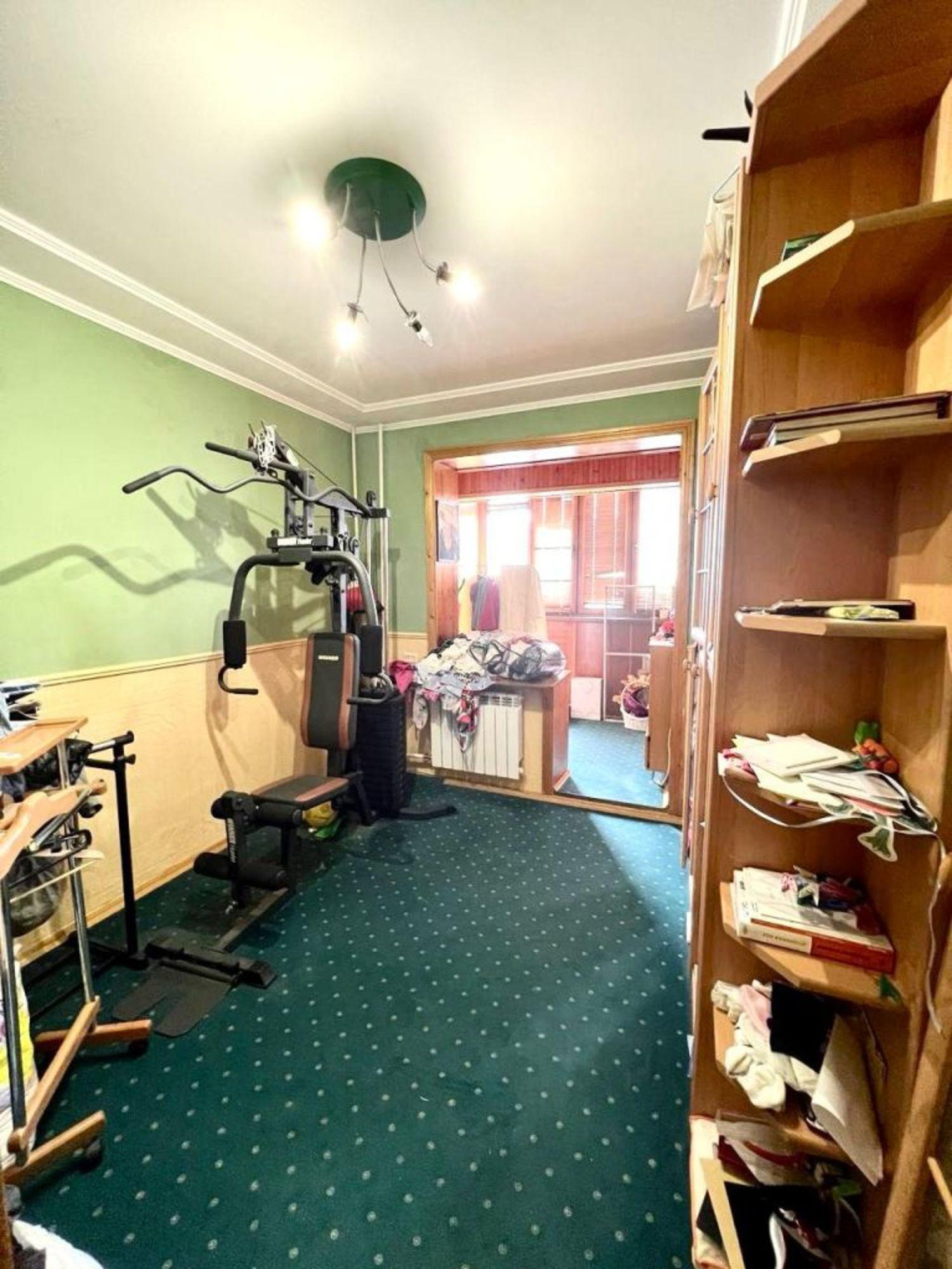 Купить квартиру за 5 000 000 рублей на Адмиральского ул, 2к4