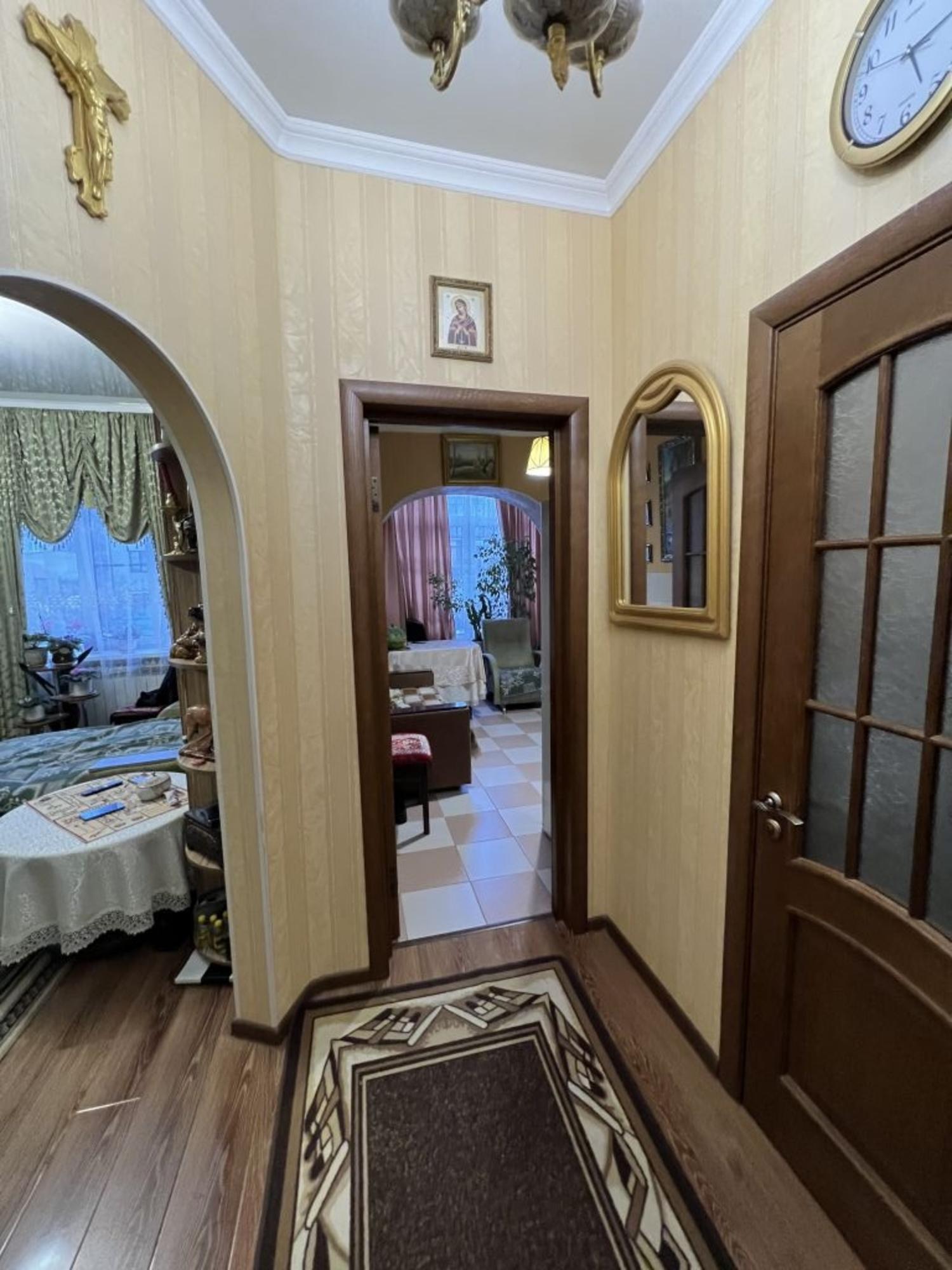Купить квартиру за 4 400 000 рублей на Этокская , 96