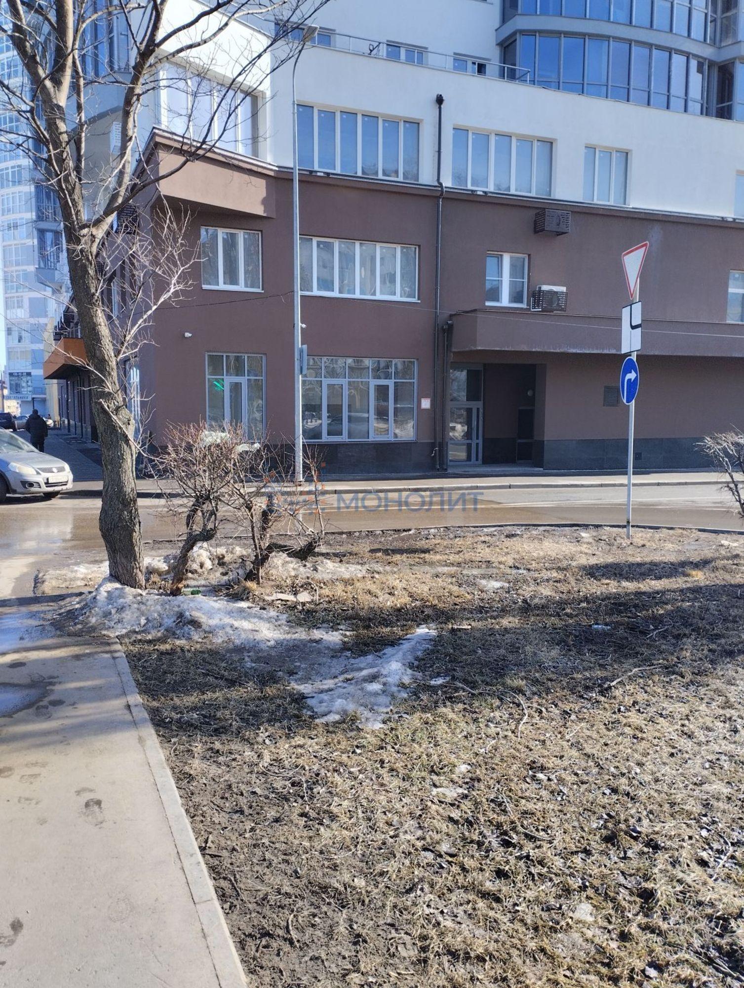 Купить торговое помещение за 53 000 000 рублей на Сенная пл, 1