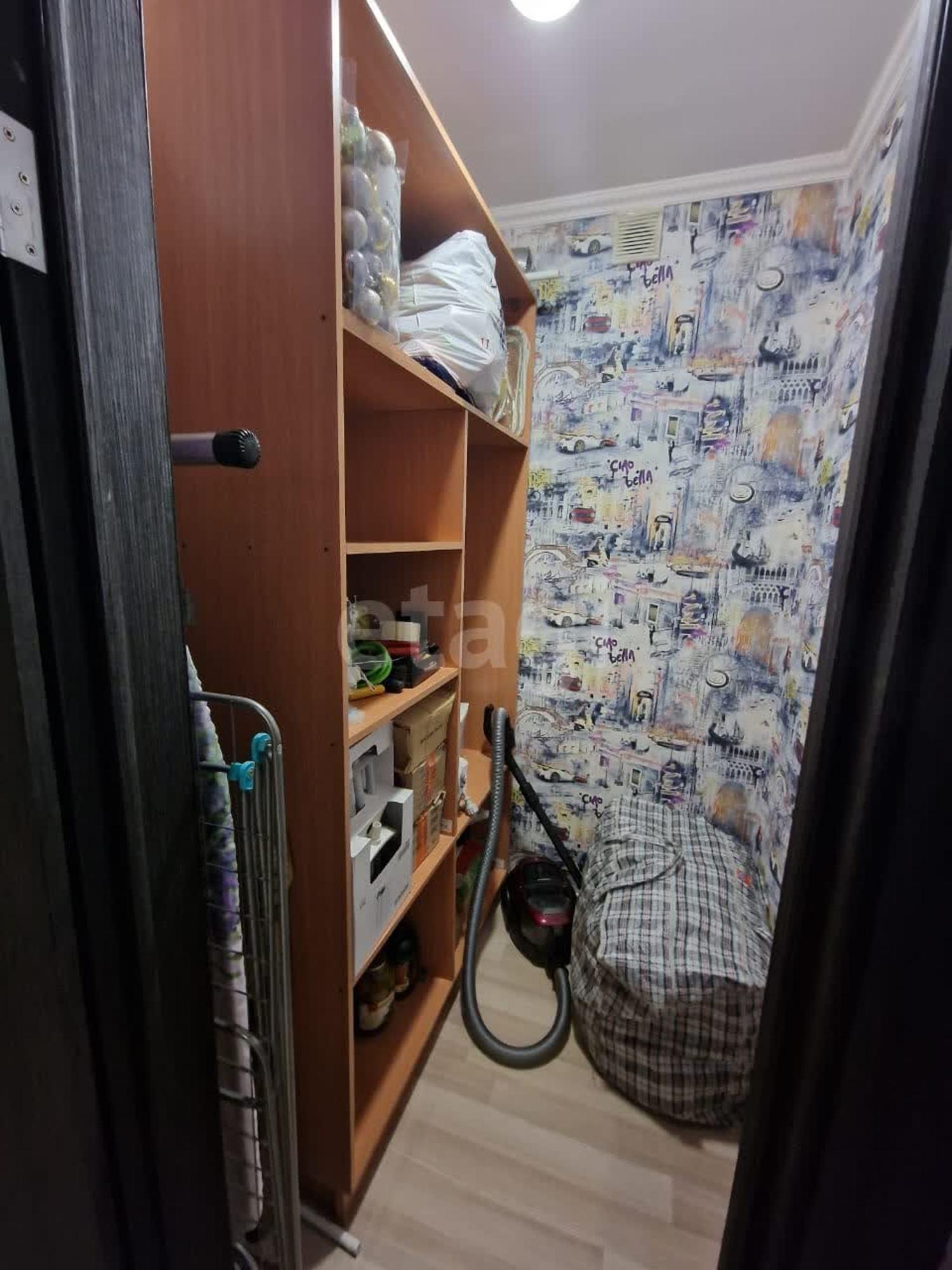 Купить квартиру за 10 500 000 рублей на Линия 6-я, 99