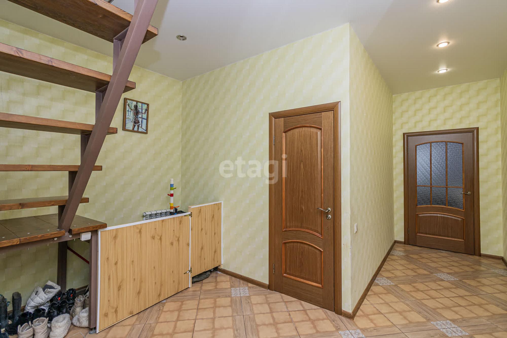 Купить дачу, дом, коттедж за 10 500 000 рублей на Сибирская,