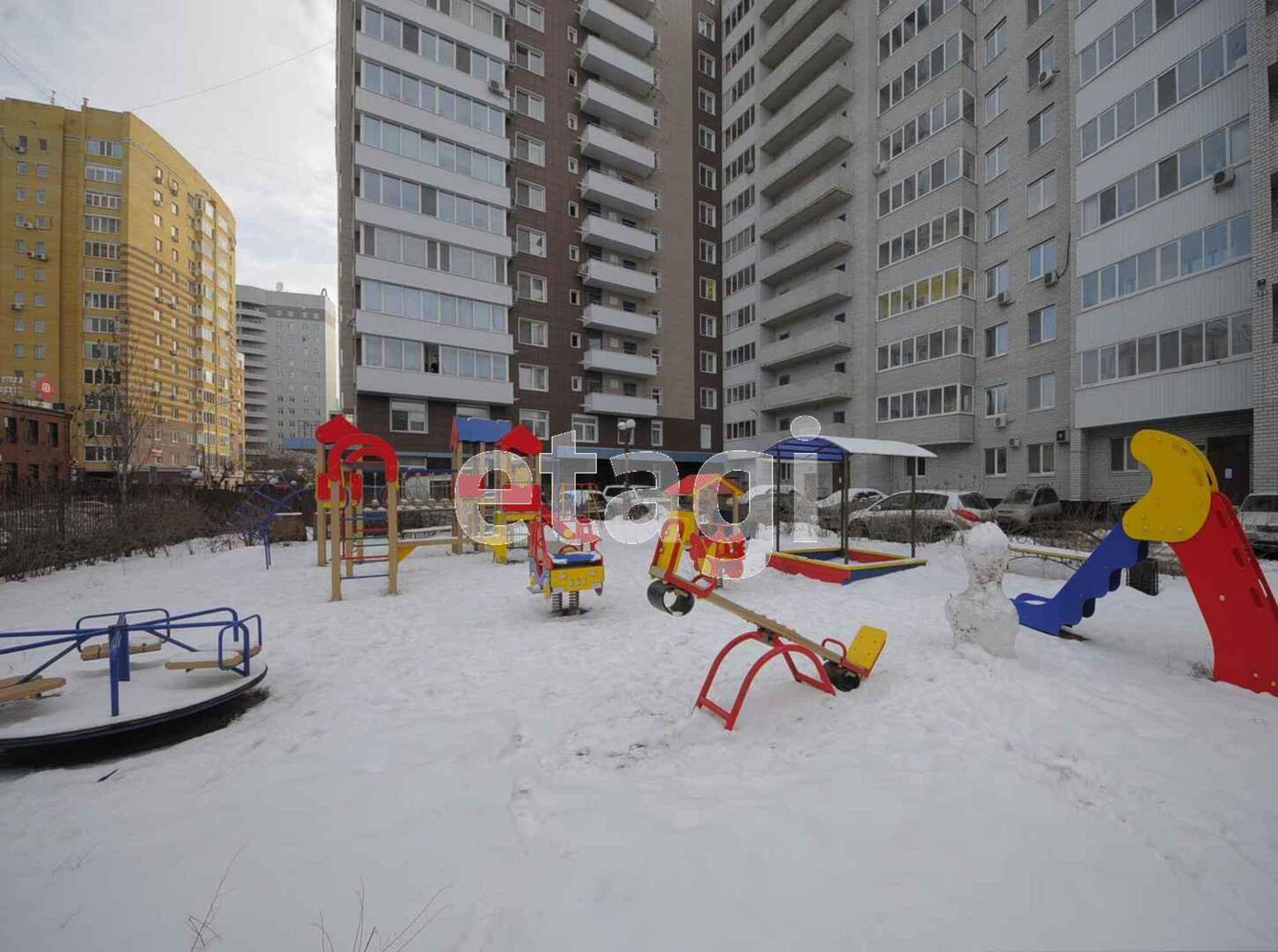 Купить квартиру за 15 000 000 рублей на Комсомольская, 75