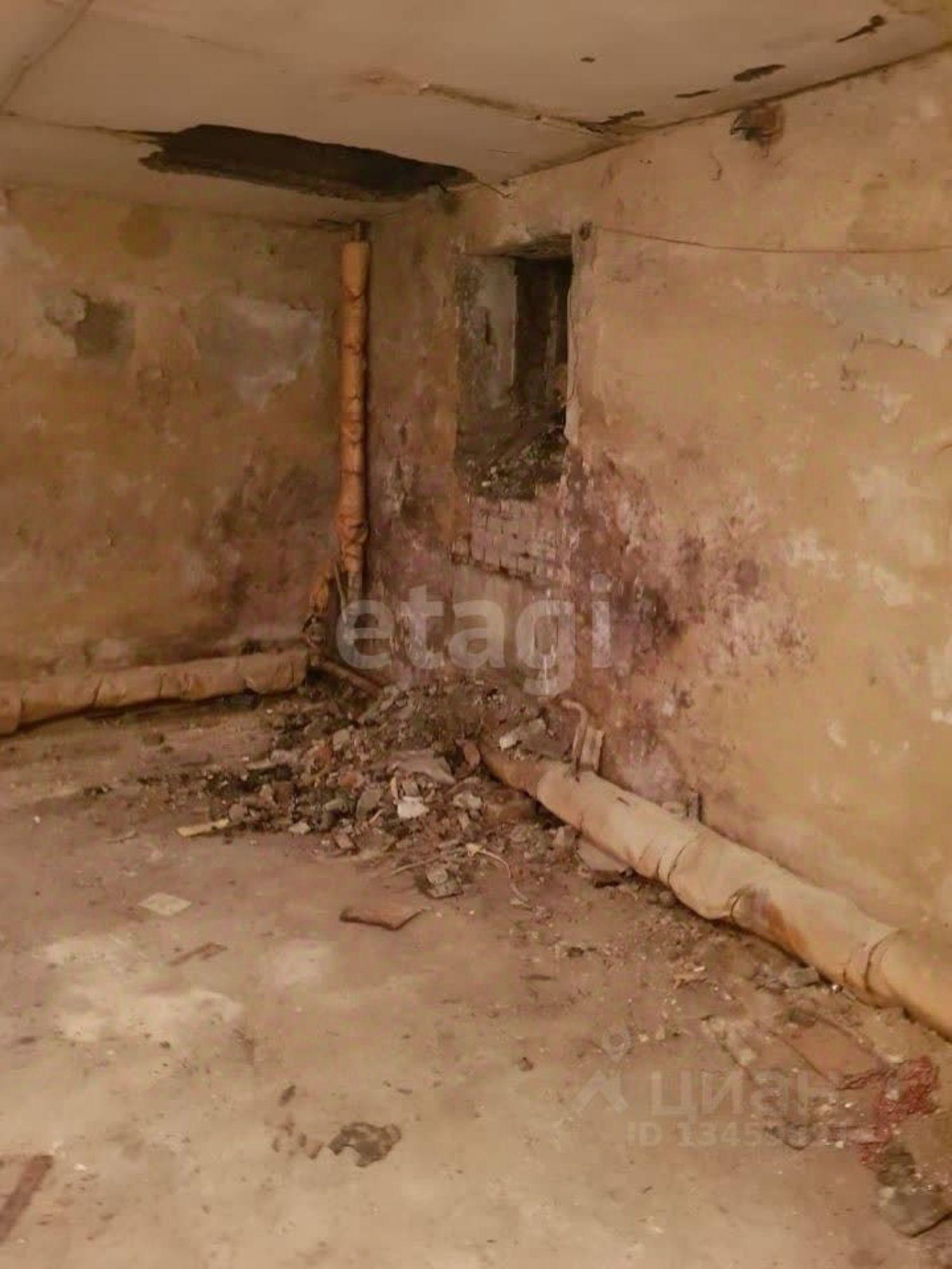 Купить складское помещение за 287 793 рублей на Кремлёвская улица, 34