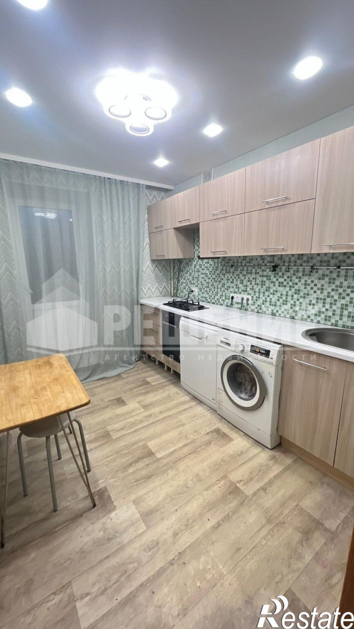 3-комн квартира Шаймуратова улица,7Б