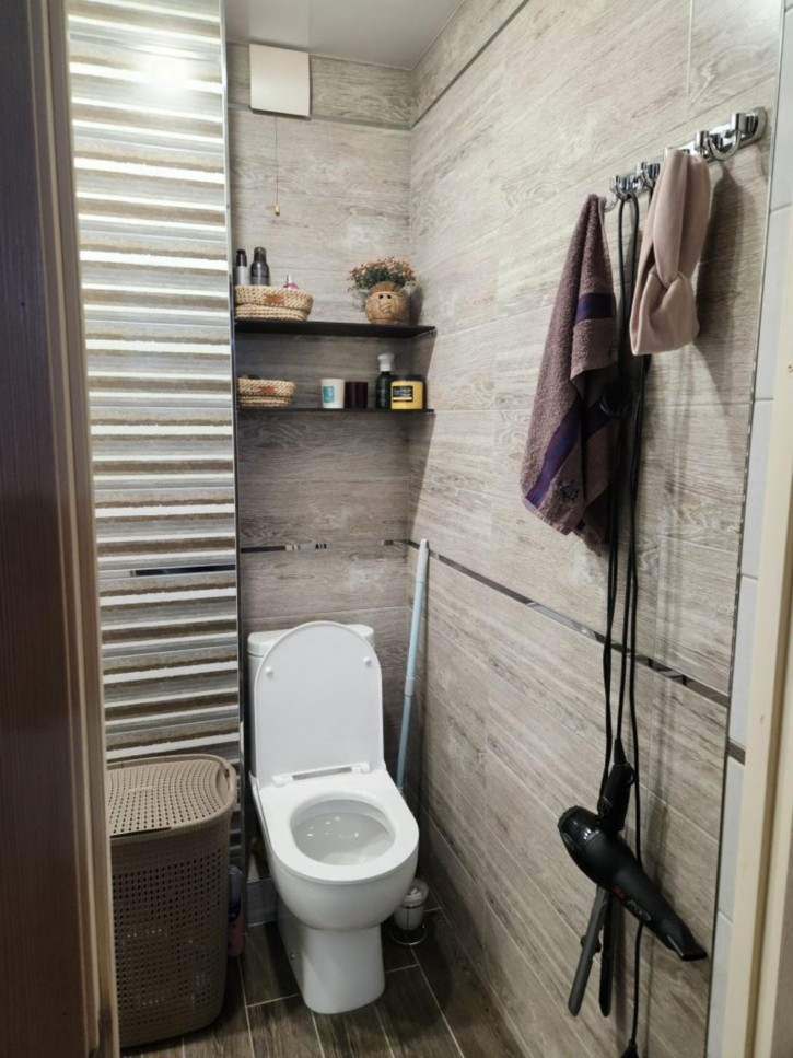 4-комн квартира Ленина ул, 243