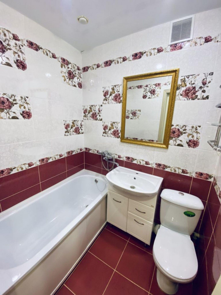 2-комн квартира Московская ул, 80