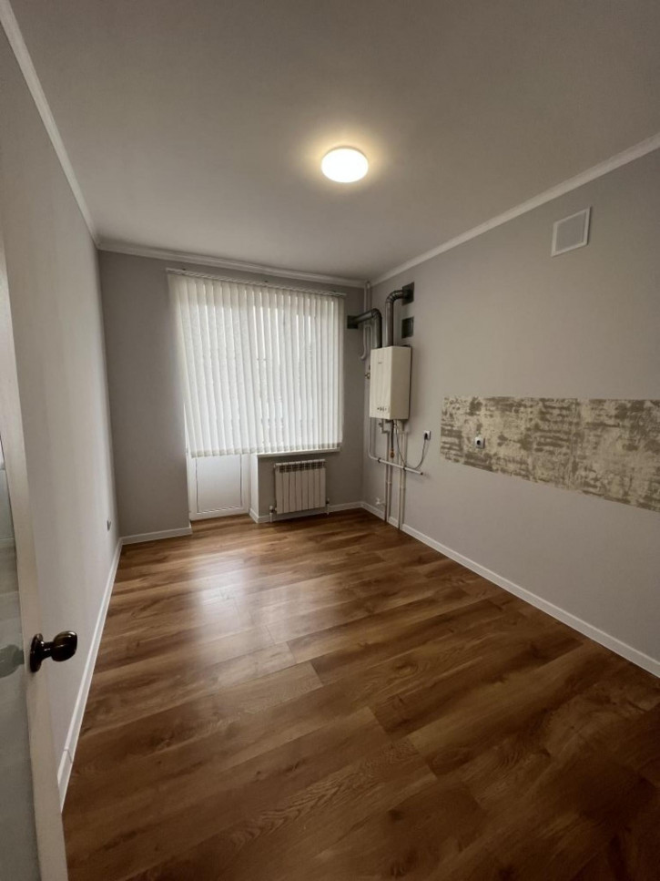 1-комн квартира Средняя ул, 2 г