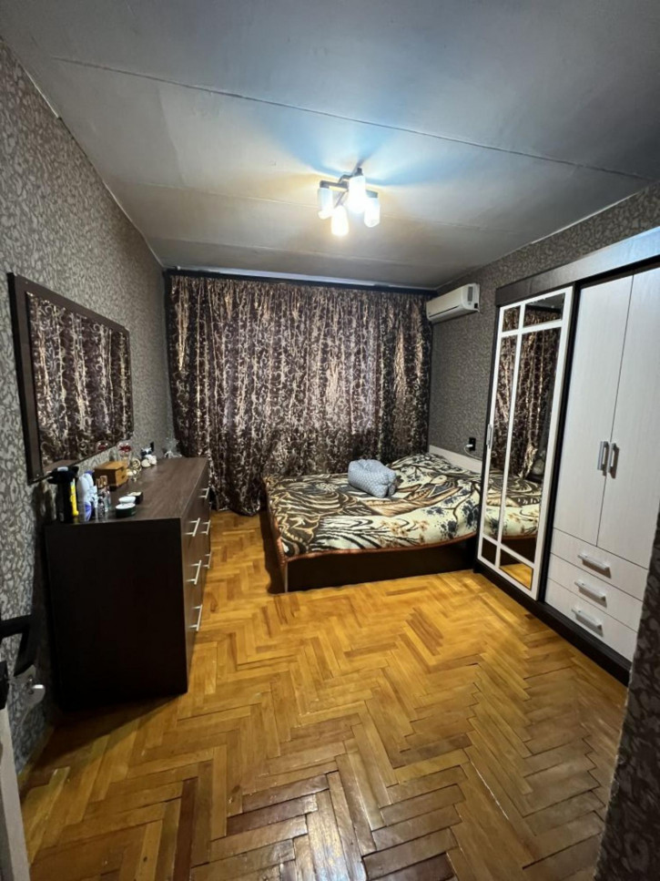 3-комн квартира Грибоедова ул, 27