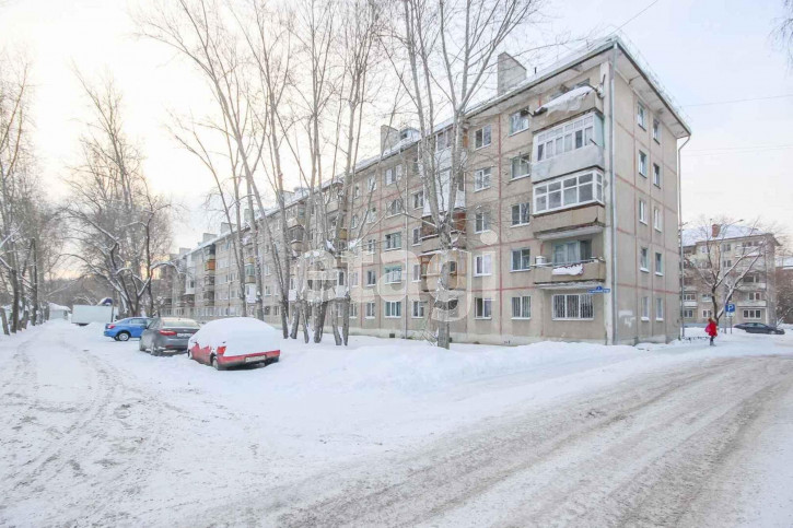 1-комн квартира Ветеранов труда, 3