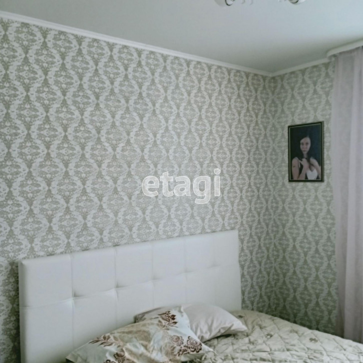 3-комн квартира Космонавтов, 1б