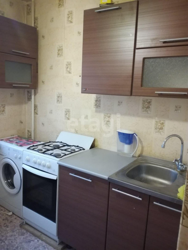 1-комн квартира Парфенова, 22