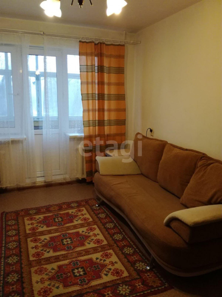 1-комн квартира Парфенова, 22