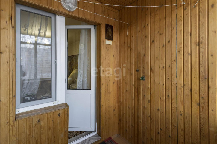 3-комн квартира Народная, 8