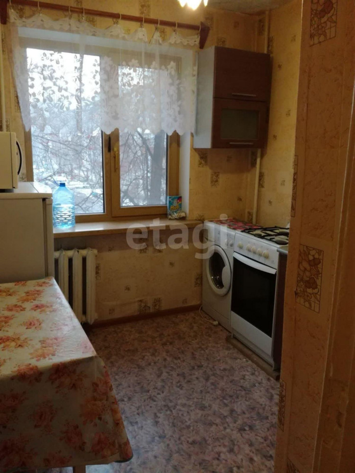 1-комн квартира Парфенова, 22