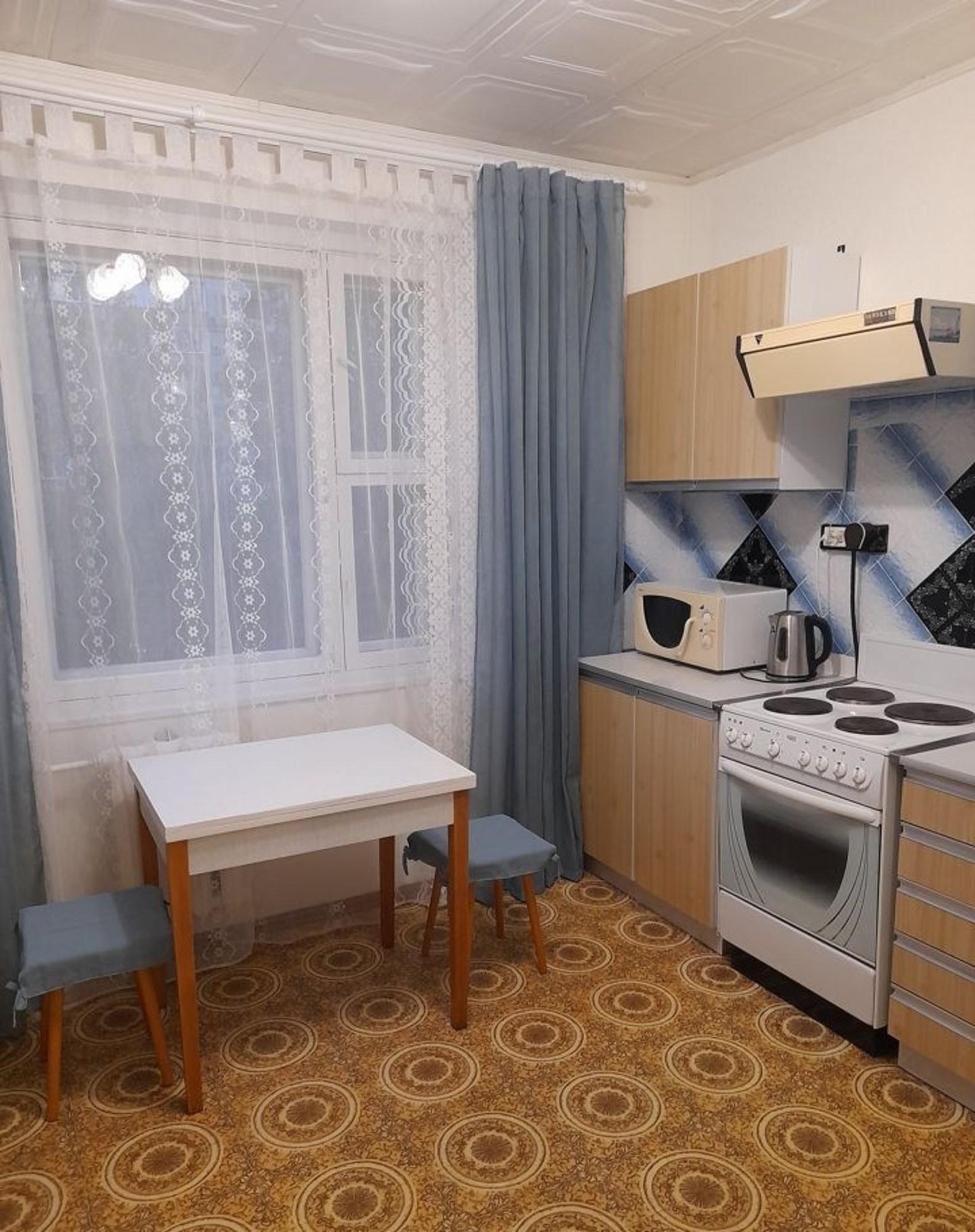 Сдать квартиру за 22 000 рублей на Чернореченская улица, 42