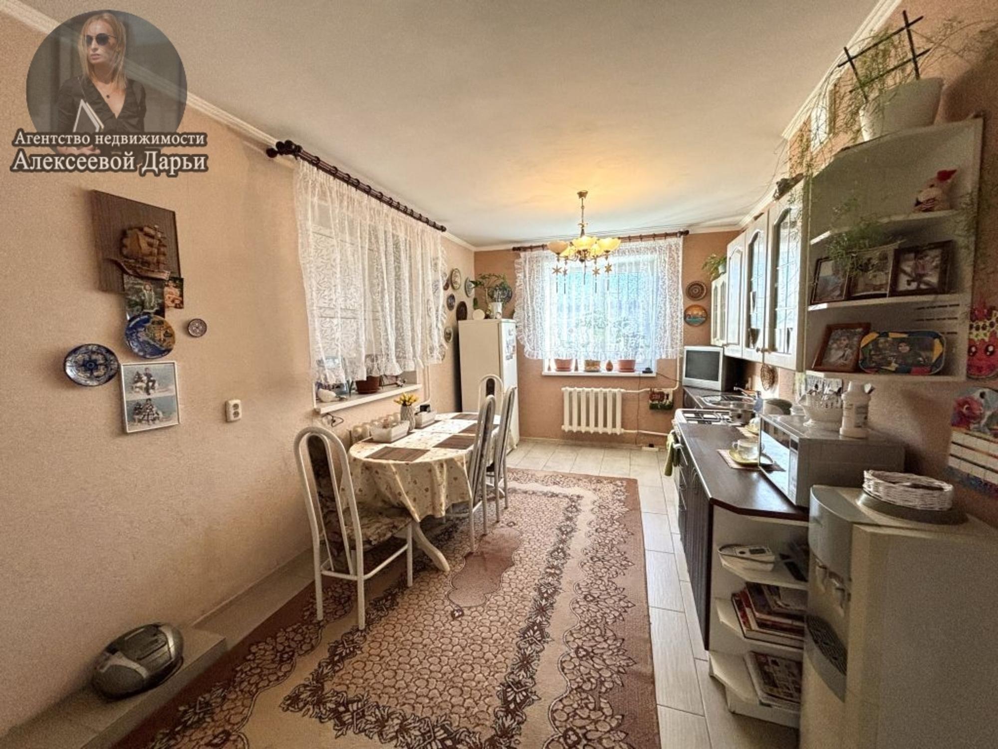 Купить дачу, дом, коттедж за 14 300 000 рублей на Отрадная, 45