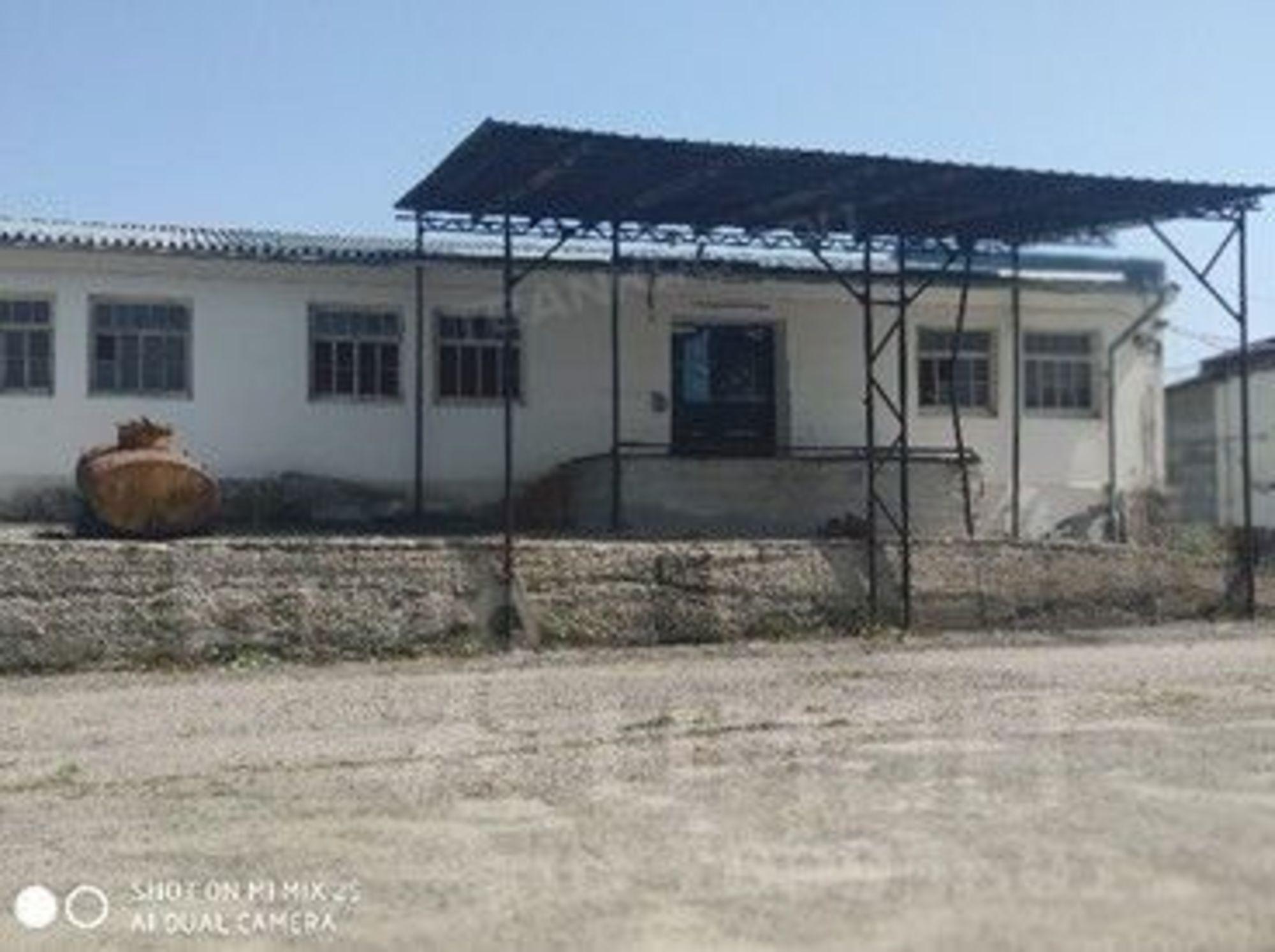Купить складское помещение за 24 166 400 рублей на ул Кабардинская, 150