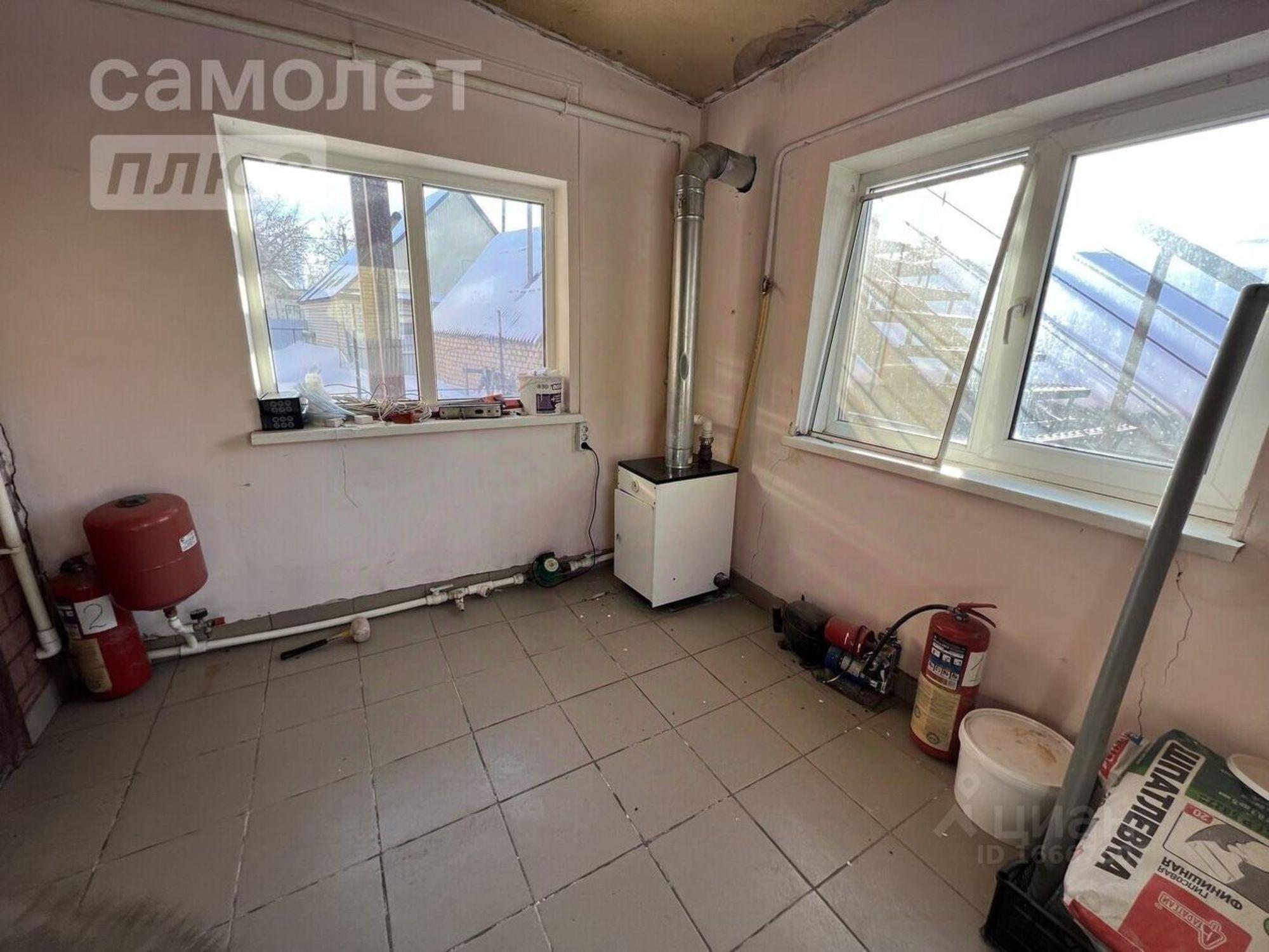 Купить ОСЗ, отдельно стоящее здание за 13 500 100 рублей на ул Базарная, 3А