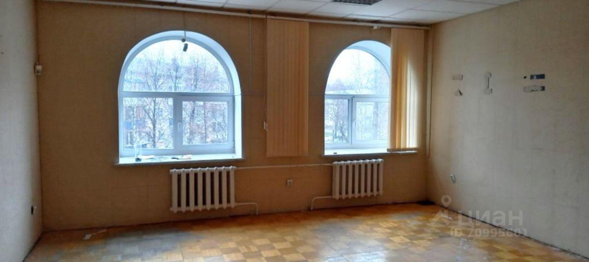Купить ОСЗ, отдельно стоящее здание за 166 782 рублей на ул Смышляева, 31