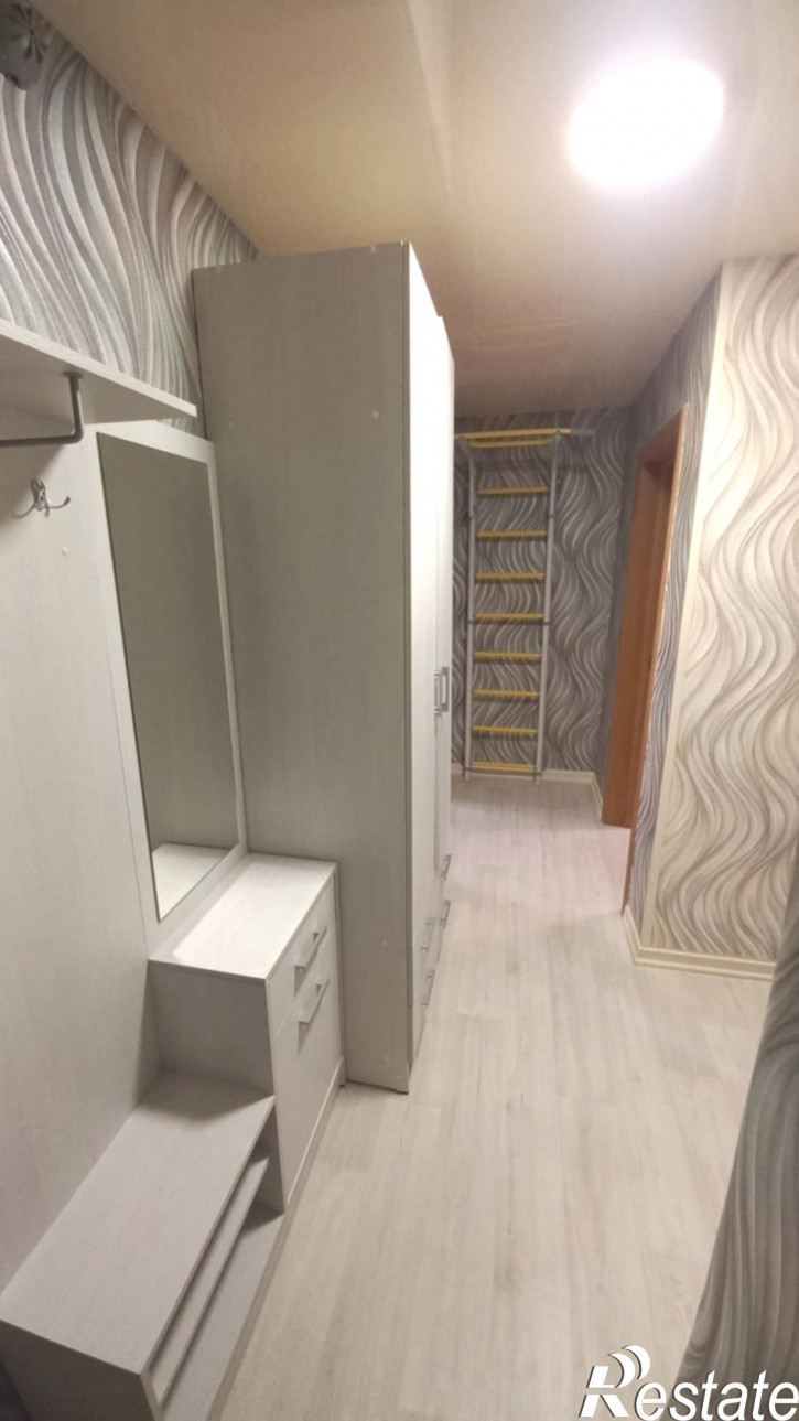2-комн квартира Россия,  г. Комсомольск-на-Амуре, ул. Комсомольская, д. 37