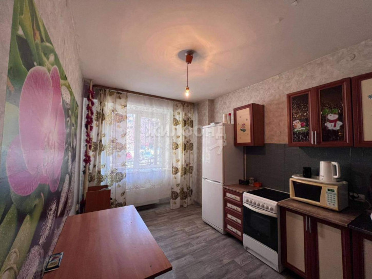 3-комн квартира Заречная улица, д.6