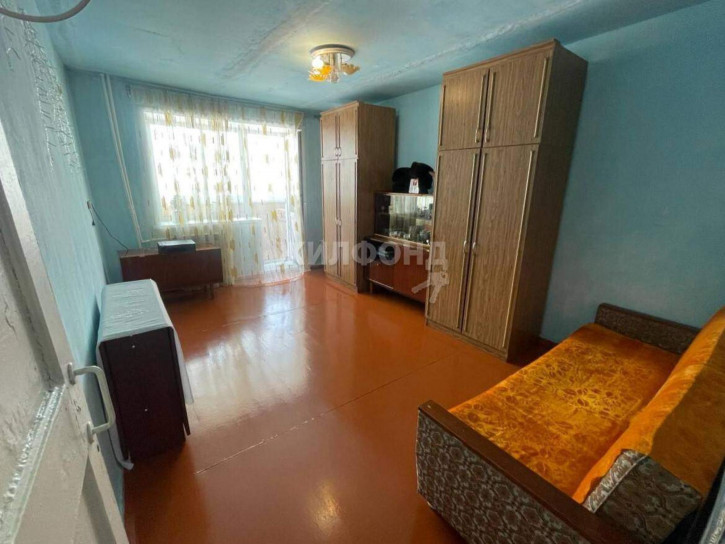 3-комн квартира Дзержинского улица, д.24