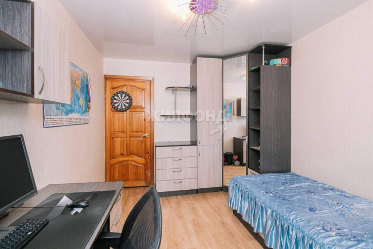 3-комн квартира Выборная улица, д.108