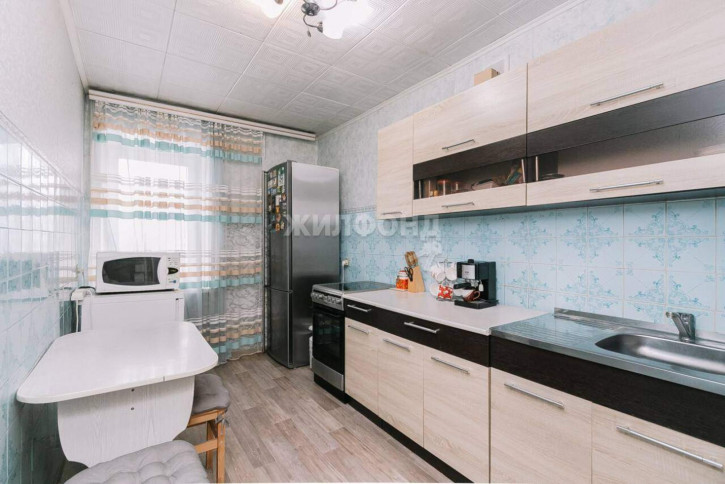 3-комн квартира Выборная улица, д.108