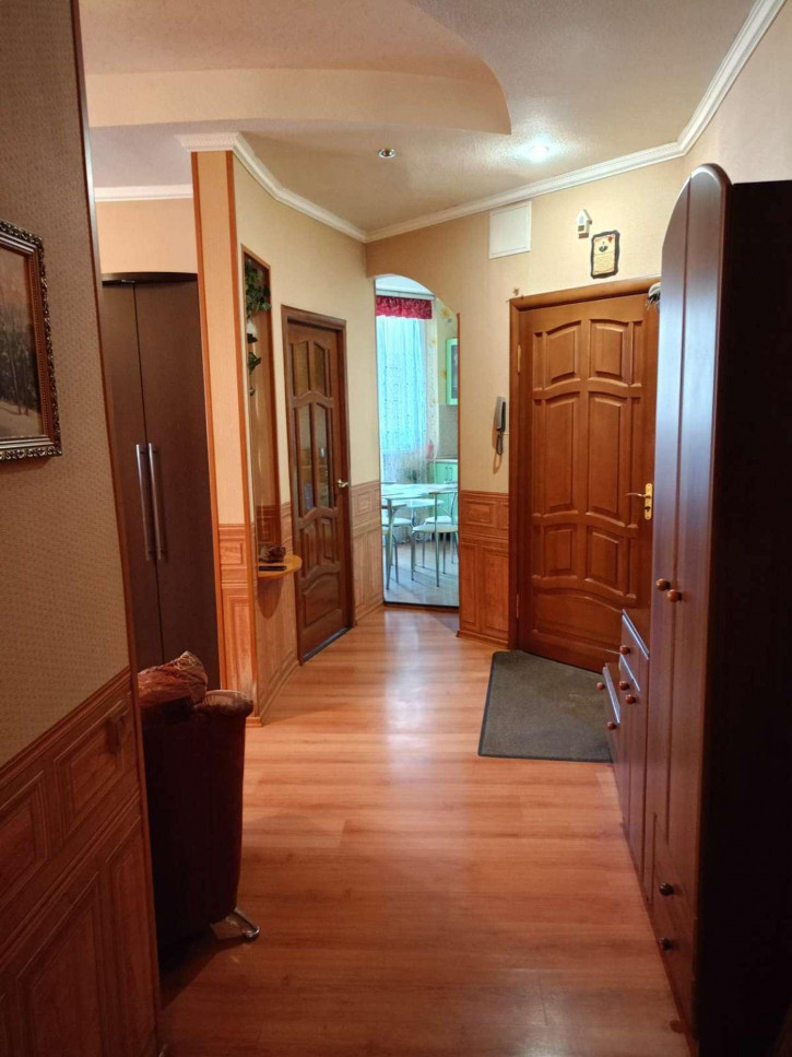 3-комн квартира Ленина улица, 30